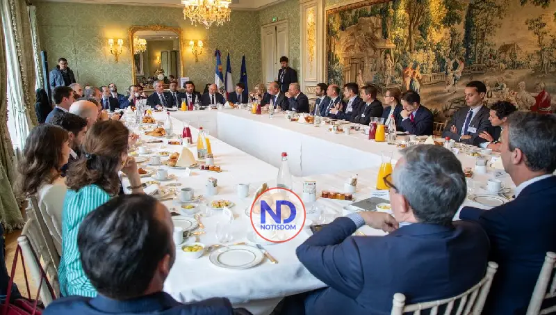 Presidente Abinader se reúne con inversionistas franceses
