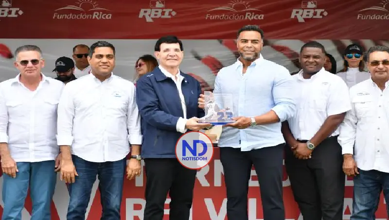 Expelotero Nelson Cruz pide a juventud RD educarse primero