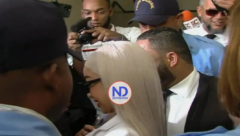 Dejan libre a Yailin La Más Viral arrestada por porte ilegal armas 2 Dejan libre a Yailin La Más Viral arrestada por porte ilegal armas