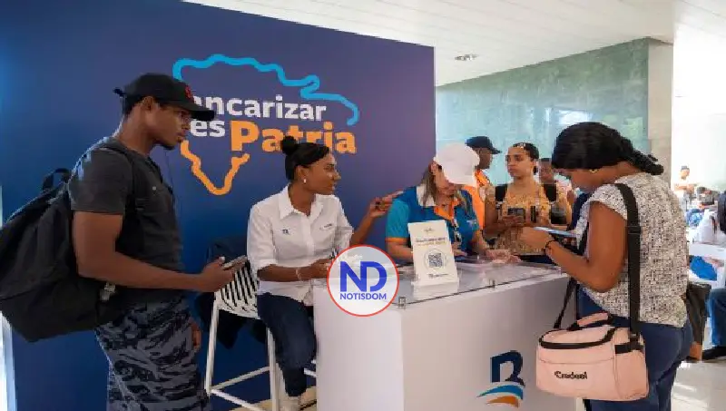 Banreservas en jornadas de bancarización para estudiantes