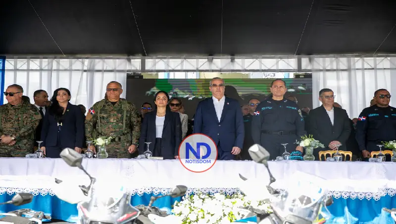 Abinader asiste a lanzamiento operativo Semana Santa 2026