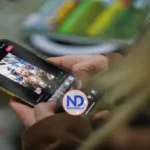 Tener una conversación: el primer paso para el buen uso de redes sociales de su hijo