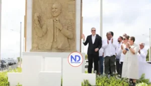 Abinader consagra legado de Peña Gómez al renombrar la avenida Ecológica en Santo Domingo Este