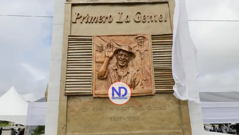 NOTISDOM FOTOS PF2026 2026 03 21T173543.797 Abinader consagra legado de Peña Gómez al renombrar la avenida Ecológica en Santo Domingo Este