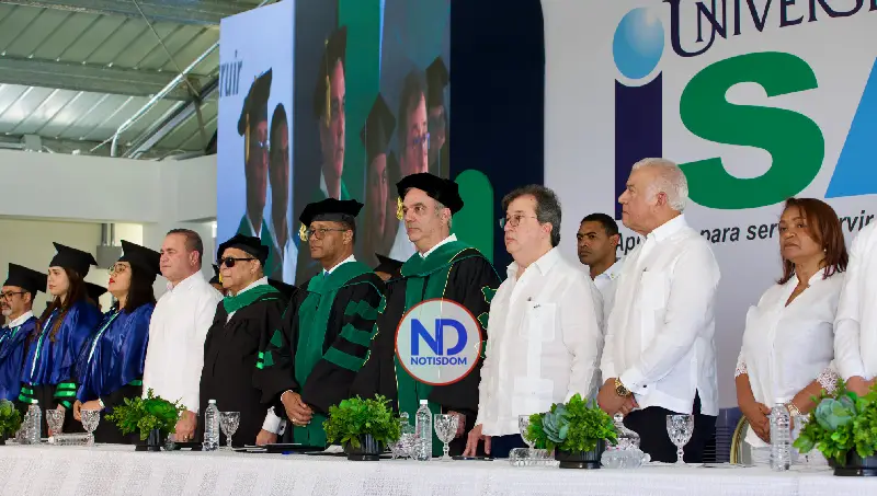 Presidente Abinader lidera primera graduación del Recinto Sur de la Universidad ISA 5 NOTISDOM FOTOS PF2026 2026 03 29T172349.243 Presidente Abinader lidera primera graduación del Recinto Sur de la Universidad ISA