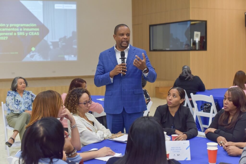 Omar Garcia Castillo Este Gobierno casi duplica inversión en medicamentos en la Red Pública, según director del SNS