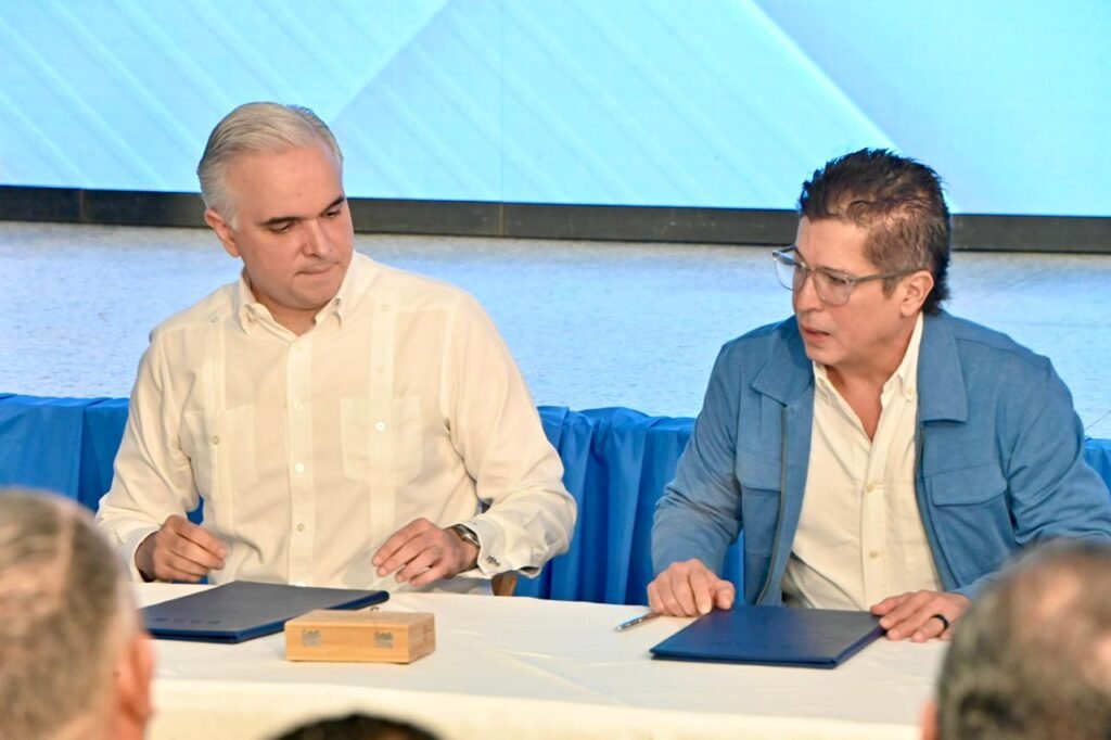 RTVD entrega al Minerd la serie animada Trinitarios 1 RTVD entrega al Minerd la serie animada “Trinitarios” para enseñanza de historia patria