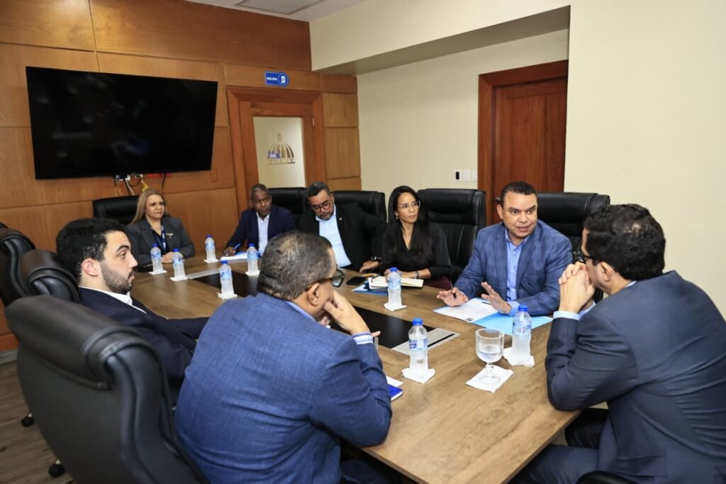 SNS y MAP SNS y MAP dialogan sobre mejoras en gestión del personal de salud