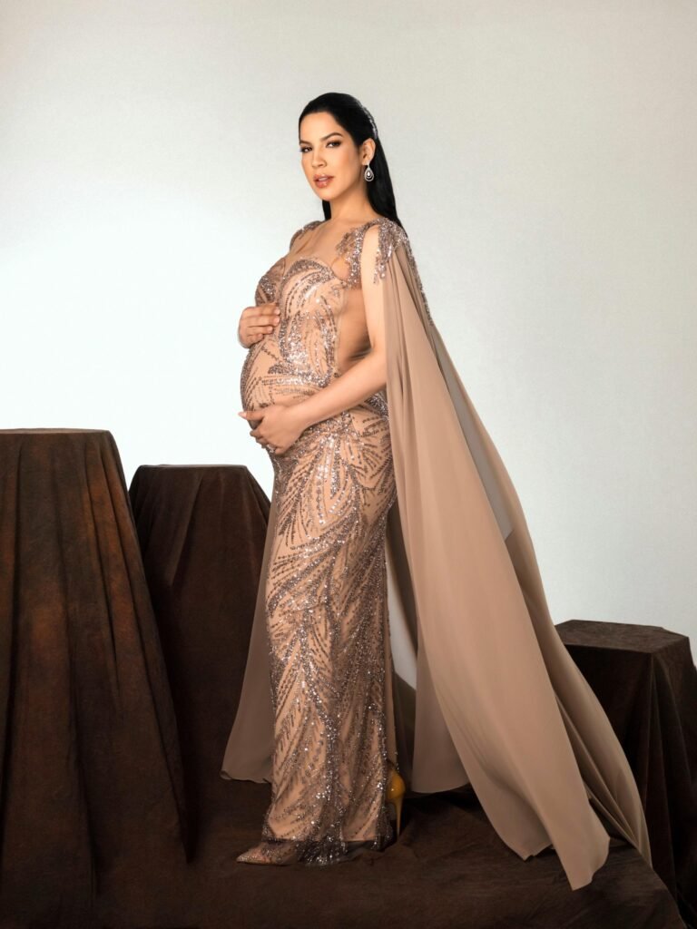 Yubelkis Peralta 3 Yubelkis Peralta deslumbra en Premios Soberano con un look que celebra la maternidad