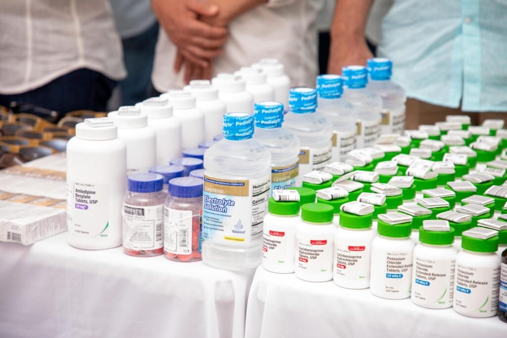 insumos medicos y lentes a familias afectadas 1 Gabinete de Política Social dice entregó más de RD$25 MM en medicamentos a afectados por inundaciones en Gaspar Hernández
