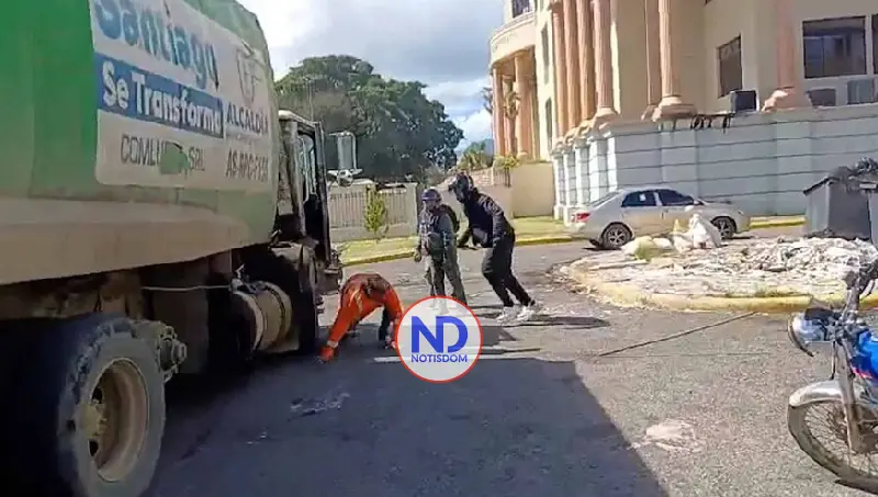 CAMION ACCIDENTE Muere chofer que fue apuñalado por motoconchistas en Santiago