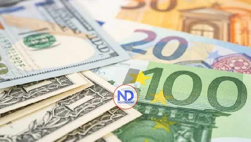 El dólar bajó 29 cts. y euro 1.43, eran vendidos a $6076 y $72.63