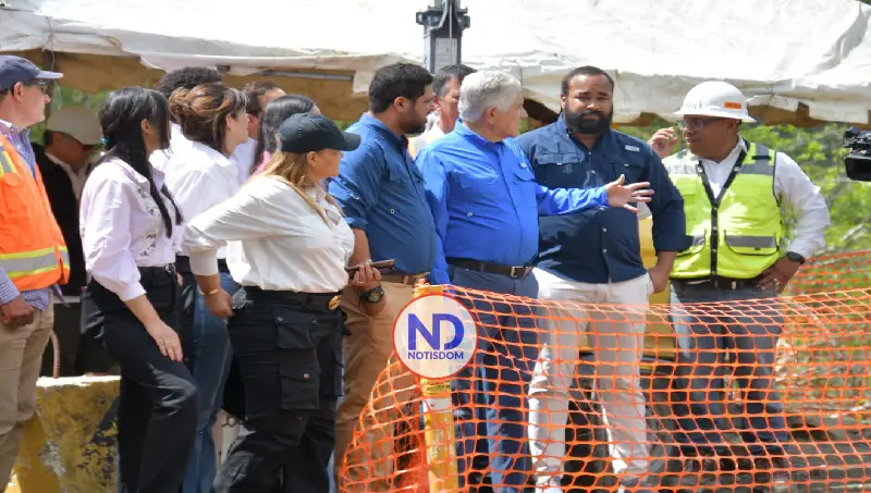 MOPC dice avanzar en soluciones tras derrumbe en Cabrera Ocoa- Cruce de Ocoa