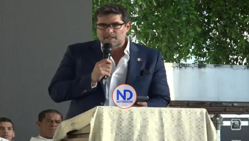 Eduardo Verástegui dona US$100 mil para construir capilla en ruinas del Jet Set 2 Eduardo Verástegui dona US$100 mil para construir capilla en ruinas del Jet Set