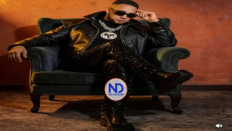 Elvis Martínez llevará su bachata romántica al Parque Central de Santiago