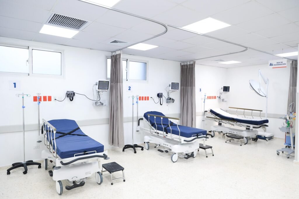 Equipos Hospital La Victoria Abinader deja en funcionamiento nueva emergencia del Hospital La Victoria con inversión de RD$75 millones