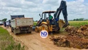 Gobierno inicia en el Bajo Yuna programa para rehabilitar vías interparcelarias