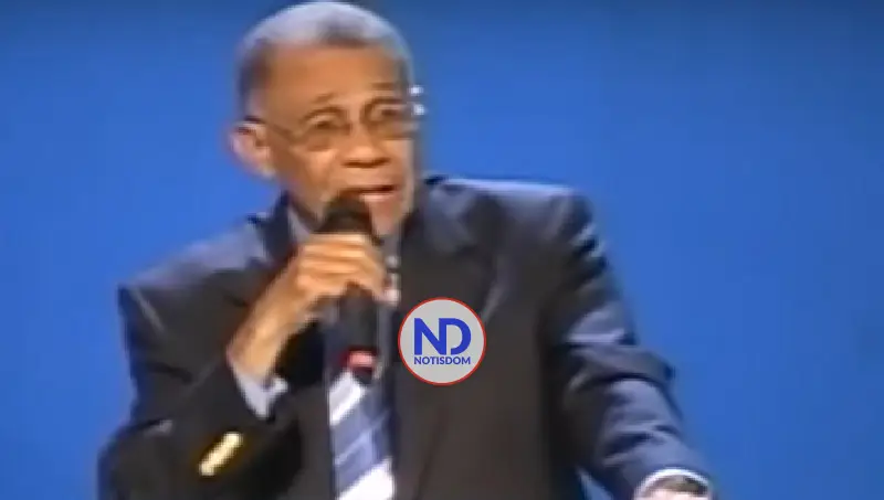 Molina respalda a Trump en su ataque a Irán y critica al Papa