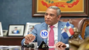 Franklin Romero figura entre los senadores mejor valorados, según firma encuestadora