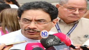 Candidato colombiano Cepeda pide información sobre posible atentado tras alerta de Petro