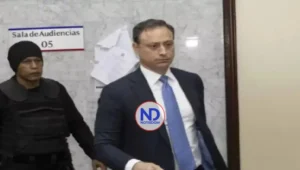 Exprocurador Jean Alain viajó a España por motivos de salud