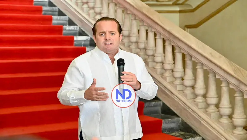 Gobierno afirma diálogos son para fortalecer planes ante crisis global; Leonel dice economistas de FP están en sesión permanente