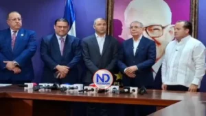 Funcionarios hablan con Danilo sobre impacto de crisis en la RD