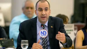 Larry Devoe, fiscal chavista en medio del proceso de amnistía en Venezuela