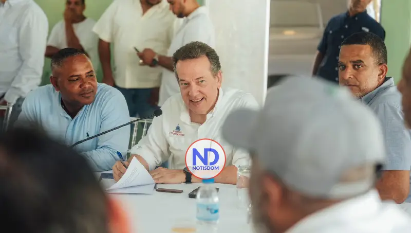 Ito Bisonó coordina inicio de proyecto habitacional para personas afectadas por lluvias en Montellano