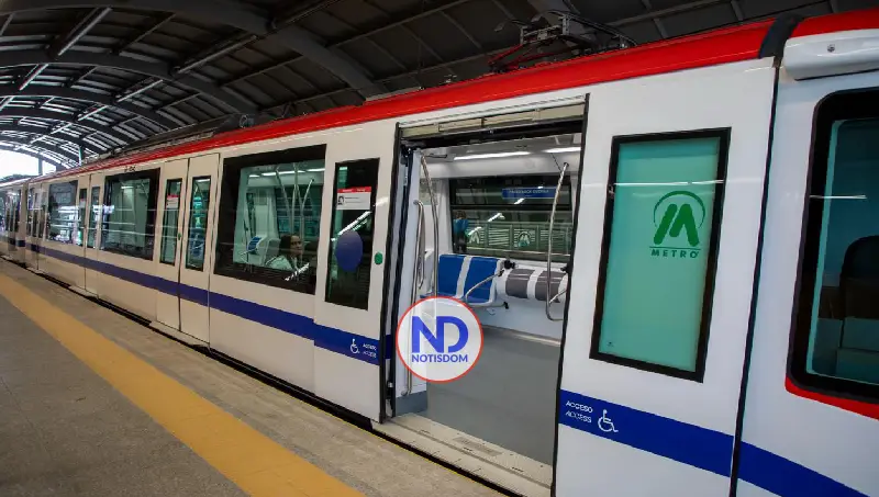 Restablecen servicio en líneas 1 y 2 del Metro tras falla eléctrica