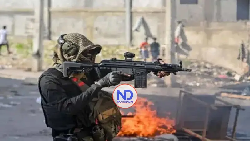 Policía y bandas se enfrentan a tiros en Haití en zona masacre