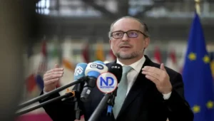 Austria niega a Estados Unidos espacio aéreo para atacar a Irán