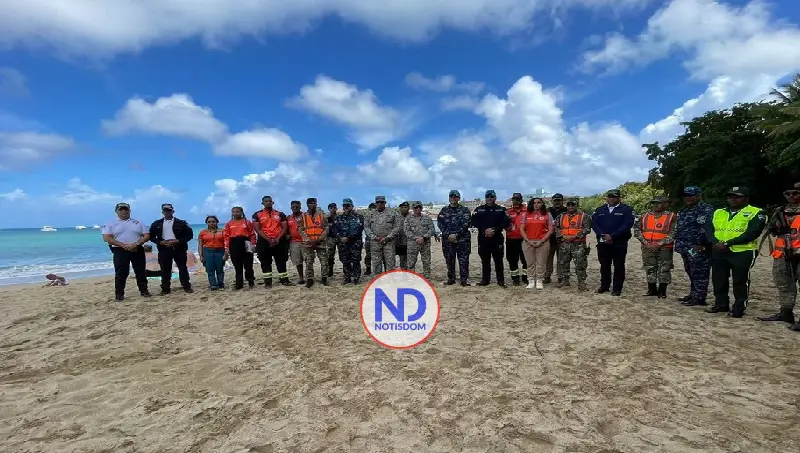Rescatan 6 personas atrapadas por subida marea; pese alerta