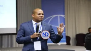 Ven hay «distancia» en RD entre jóvenes y periodismo tradicional