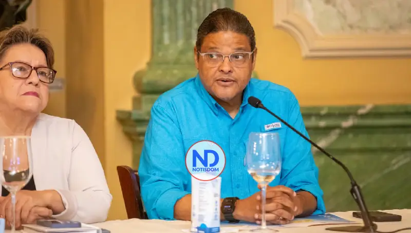 Abinader prioriza salvar vidas ante intensas lluvias y mantiene al Gobierno en sesión permanente 5 NOTISDOM FOTOS PF2026 2026 04 13T123743.589 Abinader prioriza salvar vidas ante intensas lluvias y mantiene al Gobierno en sesión permanente