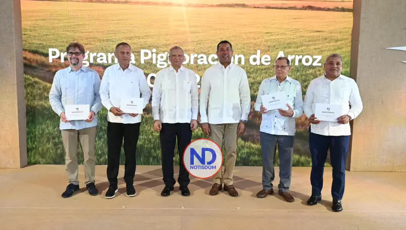 Banreservas impulsa el campo: RD$12,000 millones para asegurar la producción de arroz y estabilidad de precios 3 NOTISDOM FOTOS PF2026 2026 04 16T142221.547 Banreservas impulsa el campo: RD$12,000 millones para asegurar la producción de arroz y estabilidad de precios