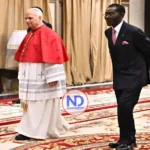 El papa visita un centro de salud mental en Guinea Ecuatorial: » Dios nos ama como somos»
