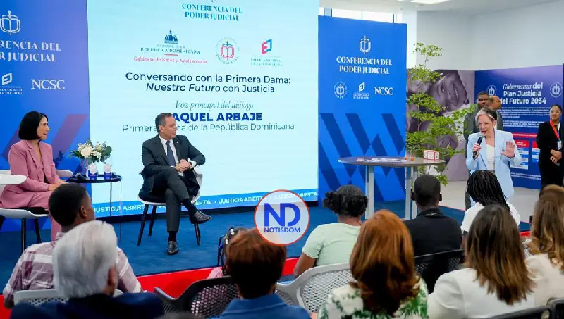 Primera Dama y presidente de la SCJ dialogan con niños y adolescentes sobre el futuro de la justicia 