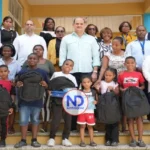 Entregan útiles a estudiantes afectados por lluvias