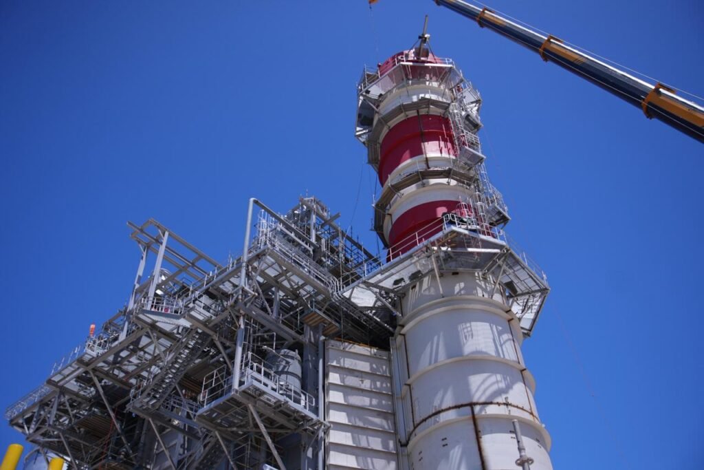 Vista general de la central San Felipe I 1 Gobierno asegura San Felipe I avanza y aportará 470 MW al sistema eléctrico de RD