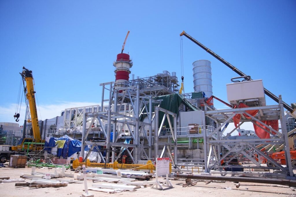 Vista general de la central San Felipe I Gobierno asegura San Felipe I avanza y aportará 470 MW al sistema eléctrico de RD