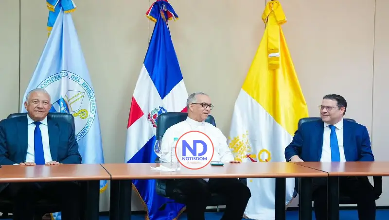 Comisión Gobierno explica al Episcopado su plan anticrisis