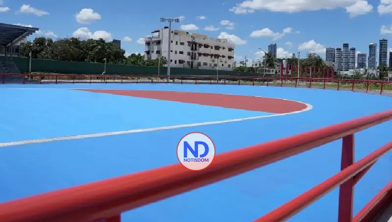 Alcaldía del Distrito Nacional construye cancha de patinaje
