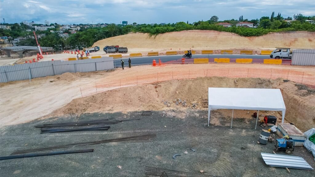 construccion avenida Republica de Colombia 6 1 Abinader supervisa construcción avenida República de Colombia; obra de RD$12 mil millones financiada con fondos Aerodom