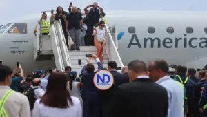 Aterriza en Venezuela primer vuelo comercial directo desde EEUU tras 7 años sin operación