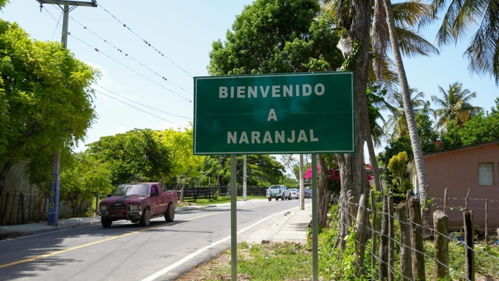 Abinader inaugura carretera Enriquillo–El Higüero en Barahona que impactará a 300 mil habitantes 11 Carretera Enriquillo–El Higuero en Barahona 1 Abinader inaugura carretera Enriquillo–El Higüero en Barahona que impactará a 300 mil habitantes