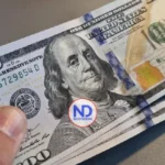 El dólar bajó 10 cts. y el euro 5; eran vendidos a $59.51 y $72.00