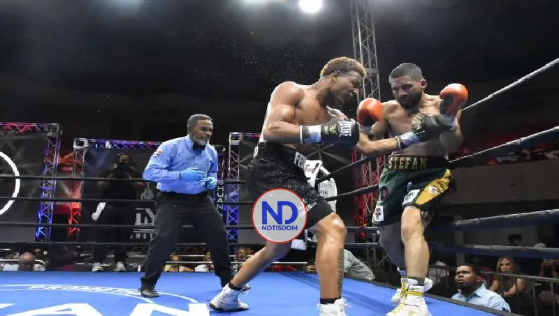 Feudri Franco derrota mexicano y mantiene invicto boxeo en RD
