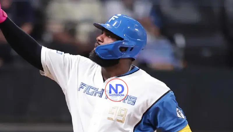 Dominicano Franmil Reyes se destaca en el beisbol de Japón