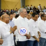 Presidente Abinader entrega remodelado Club Los Cachorros de Cristo Rey